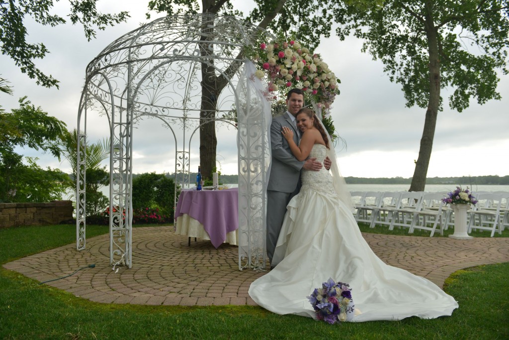 Lakefront Wedding Venue