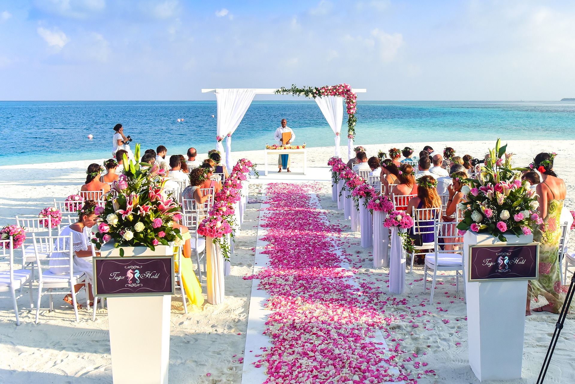 Aisle Decoration For Wedding