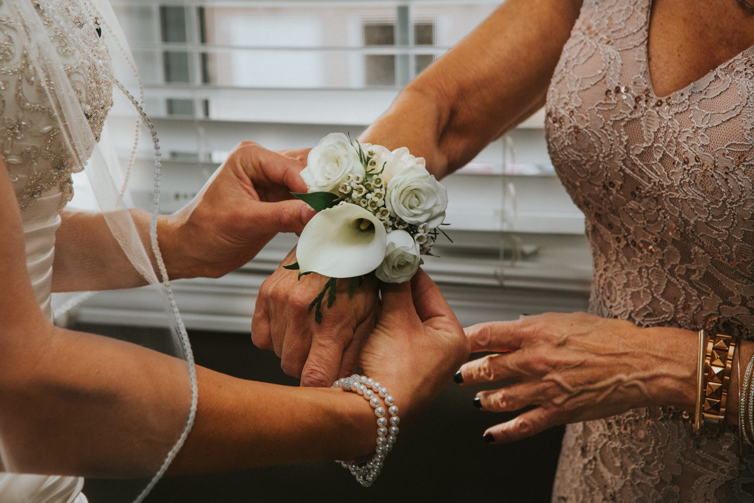 White Wedding Flowers: An Eternal Choice