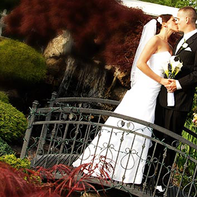 Wedding Kiss Garden Main 4th image